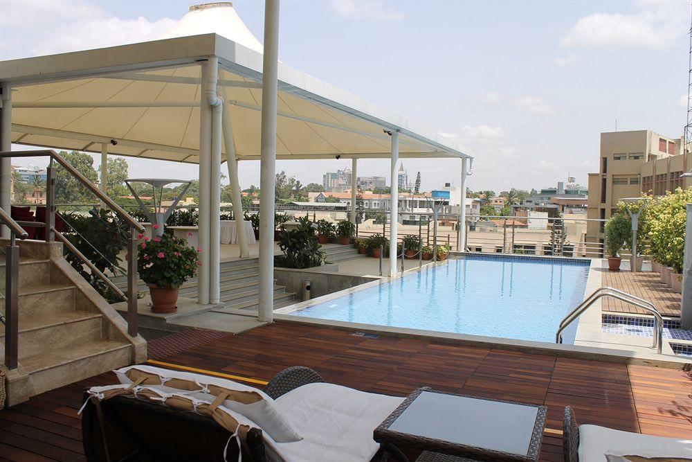 Iris The Business Hotel Bangalore Ngoại thất bức ảnh