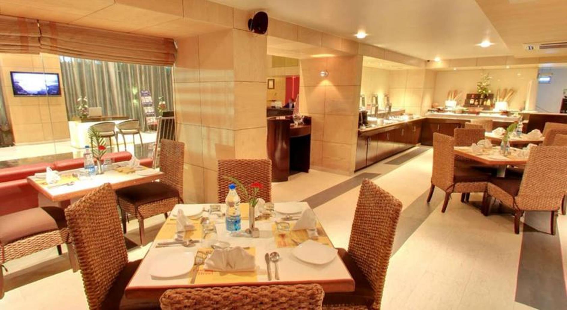Iris The Business Hotel Bangalore Ngoại thất bức ảnh