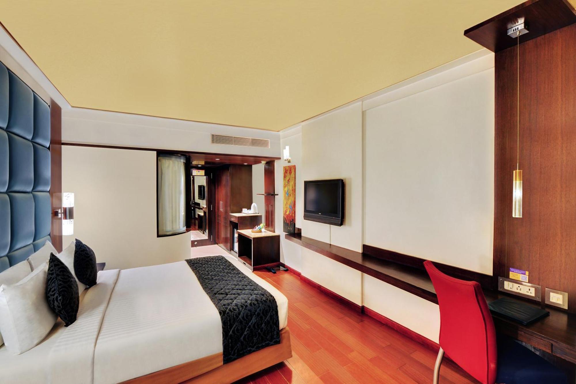 Iris The Business Hotel Bangalore Ngoại thất bức ảnh