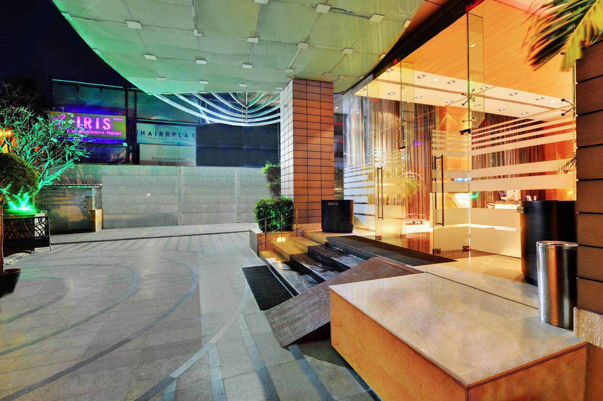 Iris The Business Hotel Bangalore Ngoại thất bức ảnh