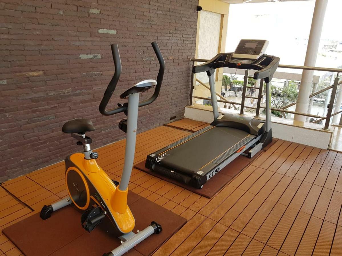 Iris The Business Hotel Bangalore Ngoại thất bức ảnh