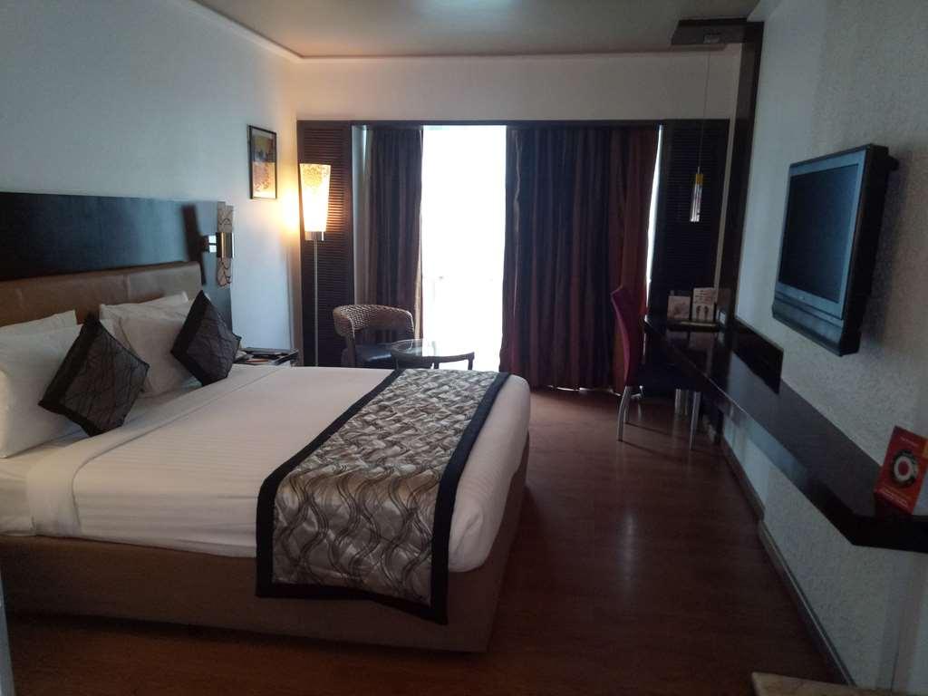 Iris The Business Hotel Bangalore Phòng bức ảnh
